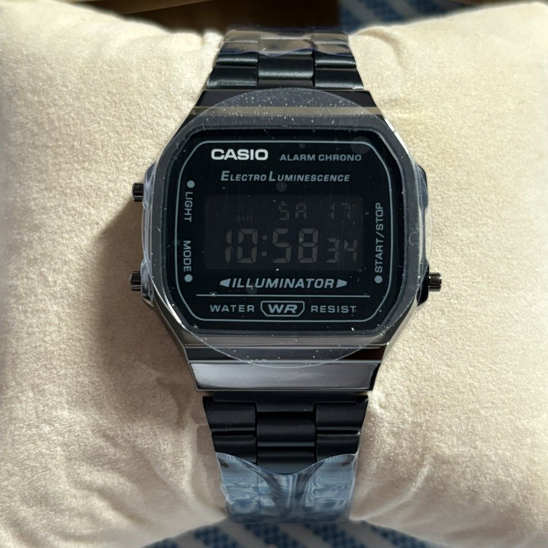 Casio A168 Titanium (Category: Men's Watches) located in Pasay City. Submitted by lychee_ph (Listing ID 1418332269, Image 2). Description: COD, COP, SAMEDAY DELIVERY.