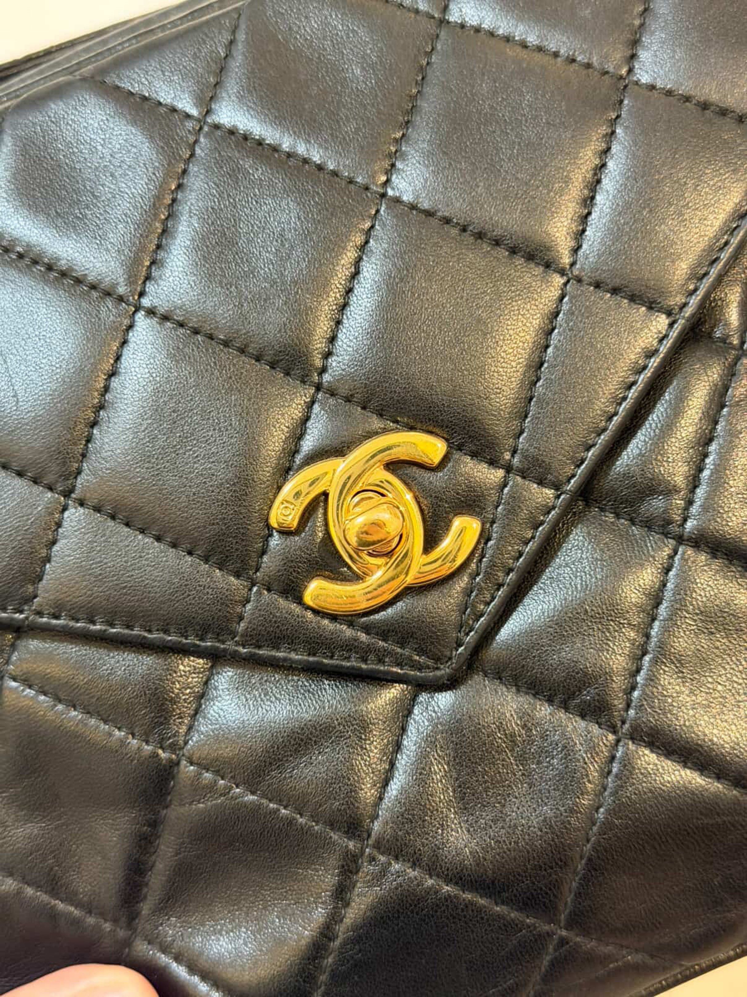 Chanel vintage shoulder bag (Category: Luxury Bags & Wallets) located in Paranaque City. Submitted by primrose21 (Listing ID 1418291001, Image 2). Description: With entrupy Still in good condition Holo intact.