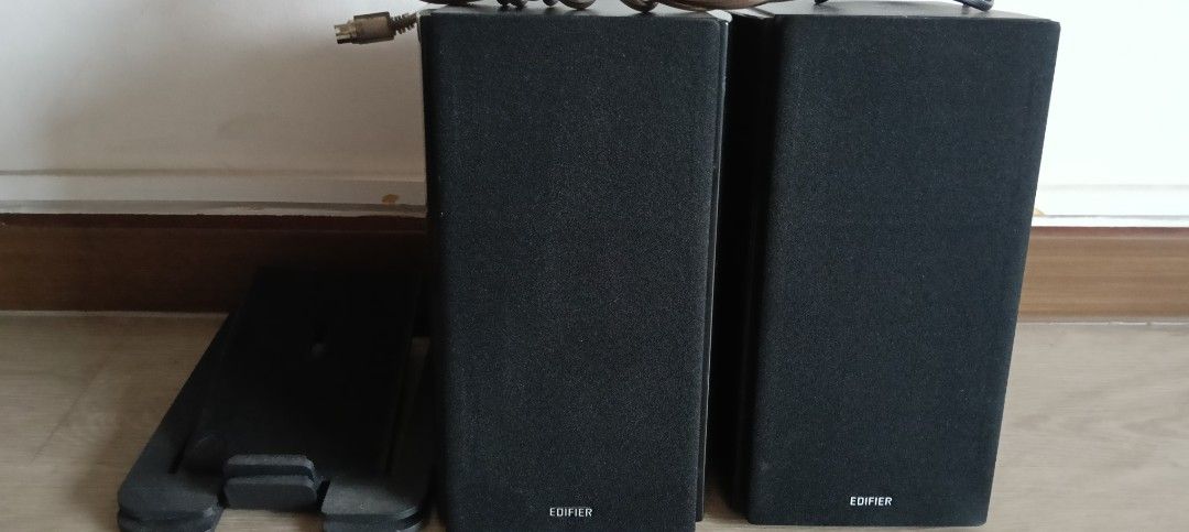 Edifier Speakers65561058856578110