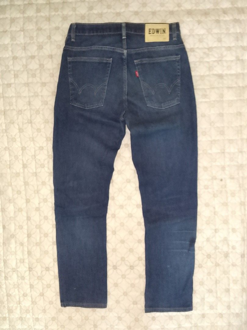 Edwin Jeans Stretch Size 30-31 (Category: Trousers) located in Zamboanga. Submitted by zealfire-noufha (Listing ID 1418261078, Image 3). Description: - Good condition - Color rate 9.5/10 - Navy Blue color -.