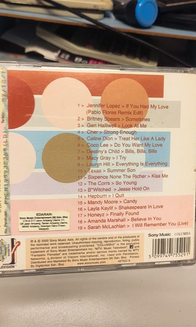 Fantastic Females 2 CD VCD 2000 Hobbies Toys Music Media CDs 