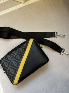 (Category: ) located in . Submitted by used_bags (Listing ID 1418273822, Image 1). Description: .