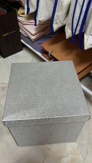 (Category: ) located in . Submitted by yourfavouritepreloved (Listing ID 1418332807, Image 1). Description: .