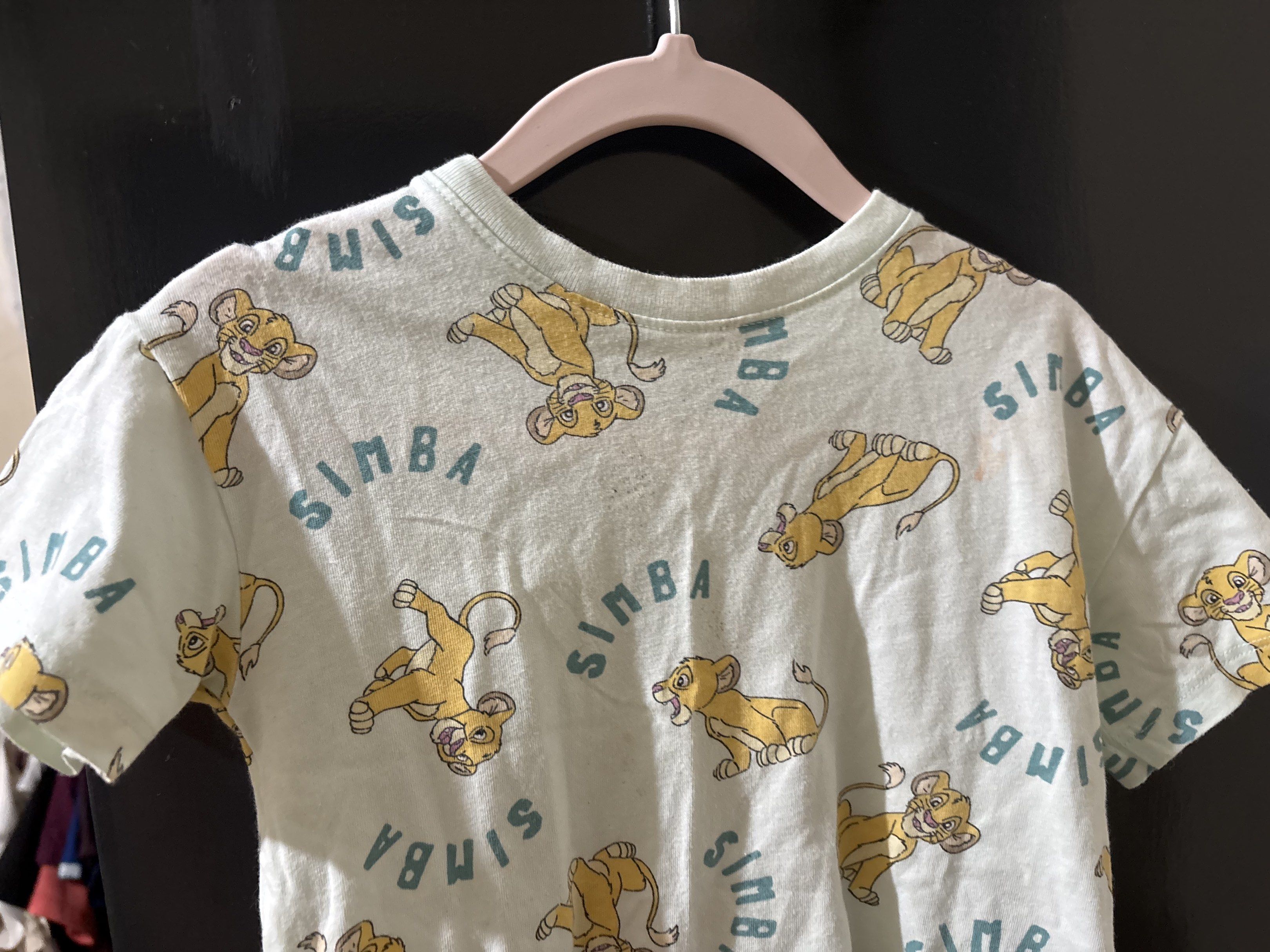 H&M kids shirt (Category: Babies & Kids Fashion) located in Legazpi City. Submitted by ei.mmm (Listing ID 1418317798, Image 2). Description: decluttering.