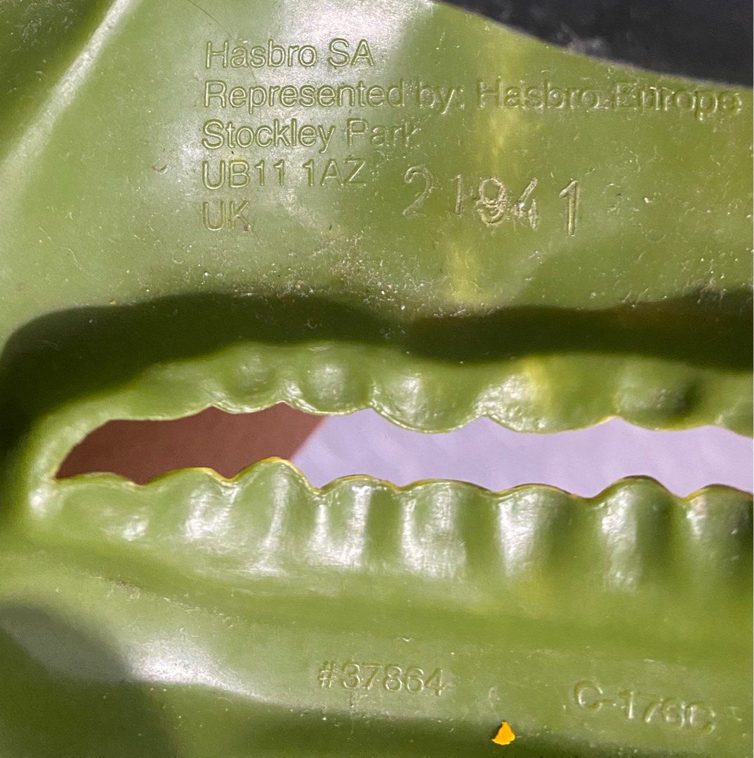 Incredible Hulk Mask (Category: Western Merchandise) located in Mandaluyong City. Submitted by aiztyle (Listing ID 1418257040, Image 3). Description: Hasbro CA Incredible Hulk Mask Original Price Php1.8k ++ Selling LOW @ Php600.00 only.