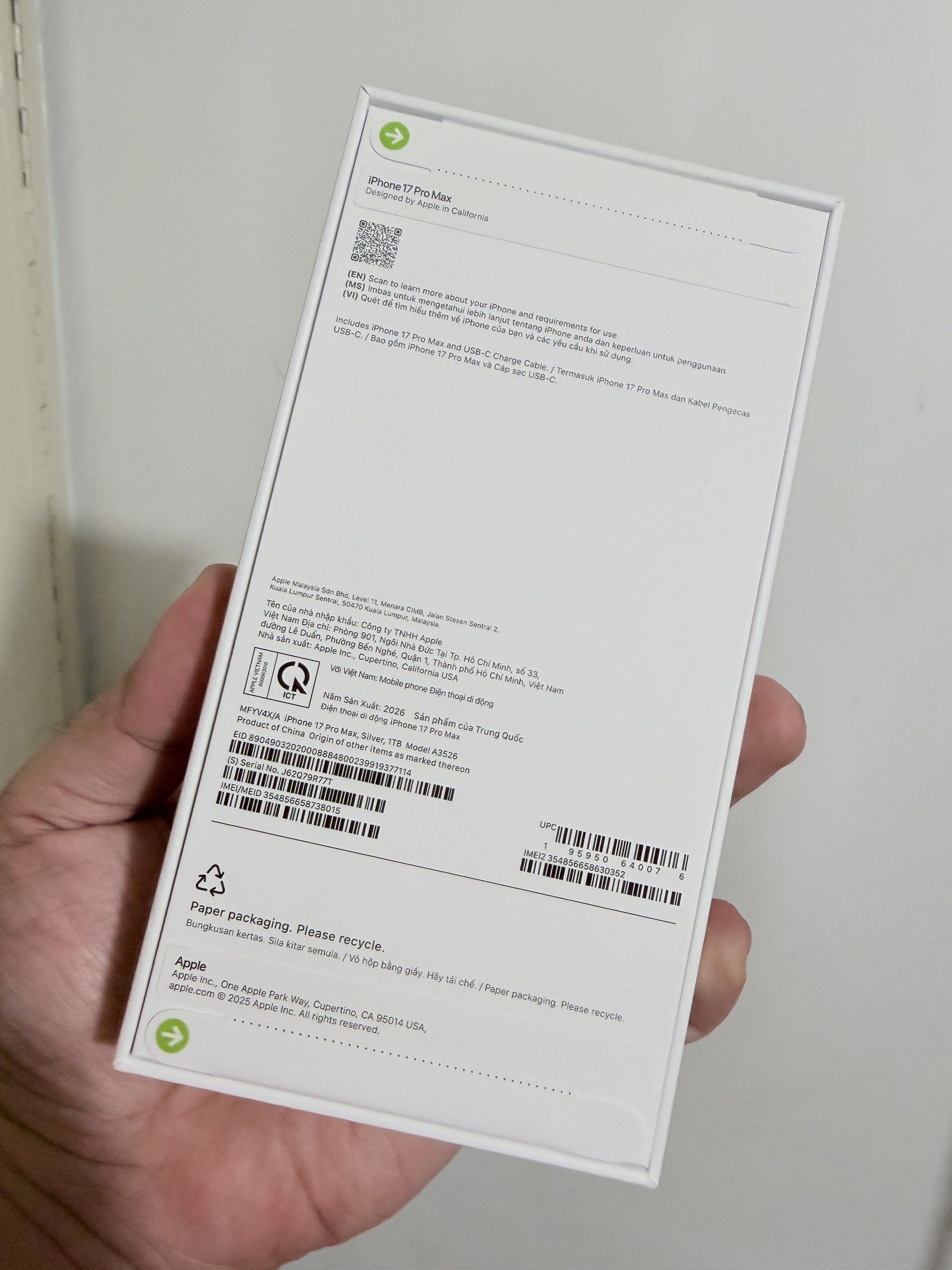 Iphone 17 promax 1TB (Category: iPhone 17 Series) located in Paranaque City. Submitted by gangalonto (Listing ID 1418387090, Image 3). Description: For sale Brand new sealed Globe locked. Php110,000.00 Paranaque city. 1TB.