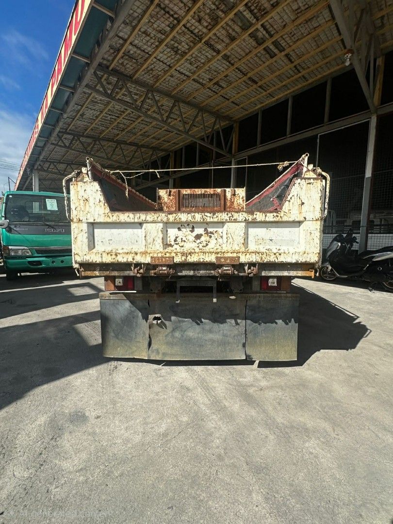 Isuzu Dumptruck (Category: Heavy Vehicles) located in Manila. Submitted by samansubic (Listing ID 1418271965, Image 3). Description: For Sale: Japan Surplus Isuzu Dumptruck 4HL1 Camel Chassis Custom Grade Moyle Back and Front Manual 6Wheeler we accept cash and bank financing for more details you can call or text 0919-000-2999 / 0917-779-9955.