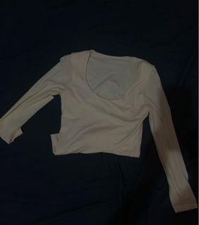 (Category: ) located in . Submitted by from.pau (Listing ID 1418257222, Image 1). Description: .