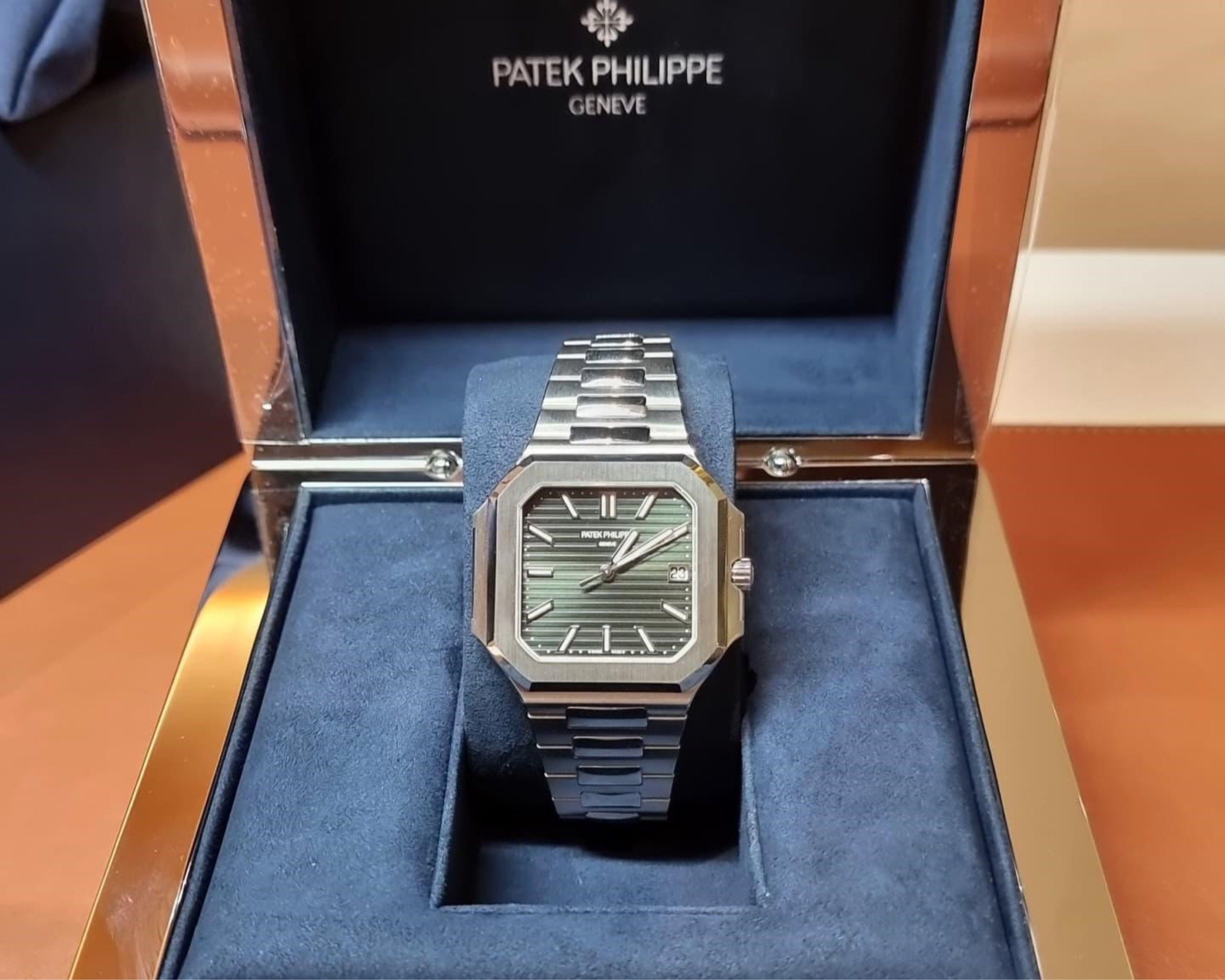 AUG2026 Patek Philippe Cubitus 5821/1A Stainless Steel, Olive Green Dial 45mm Complete Full Set (Category: Watches) located in Singapore. Submitted by ikikik13 (Listing ID 1418315390, Image 1). Description: .