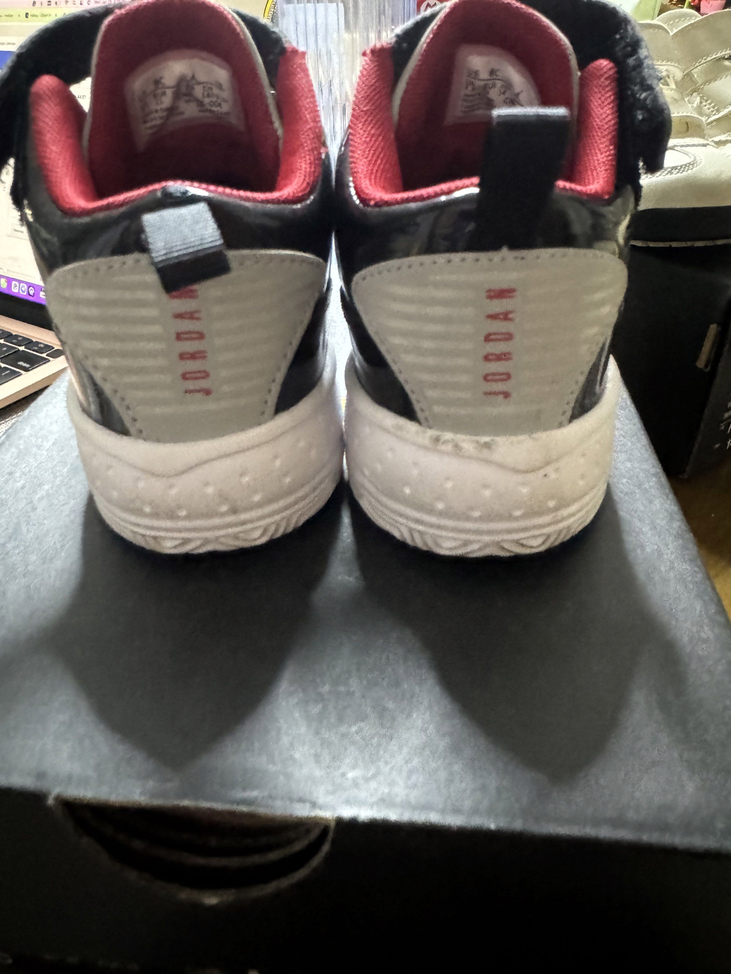 Jordan Max Aura 2 (TD) Black/Gym Red (Category: Babies & Kids Fashion) located in Quezon City. Submitted by preloved1793 (Listing ID 1418295046, Image 2). Description: Barely used.
