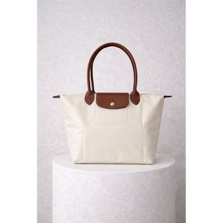 (Kategori: ) berada di . Dikirim oleh devieolshop (ID iklan 1418274353, Gambar 1). Deskripsi: .