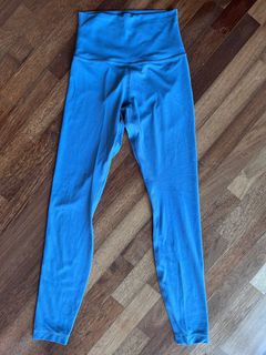 (Category: ) located in . Submitted by juliaw_preloved_lux (Listing ID 1418297491, Image 1). Description: .