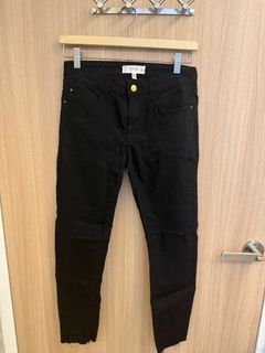 (Category: ) located in . Submitted by joy08.preloved (Listing ID 1418226480, Image 1). Description: .