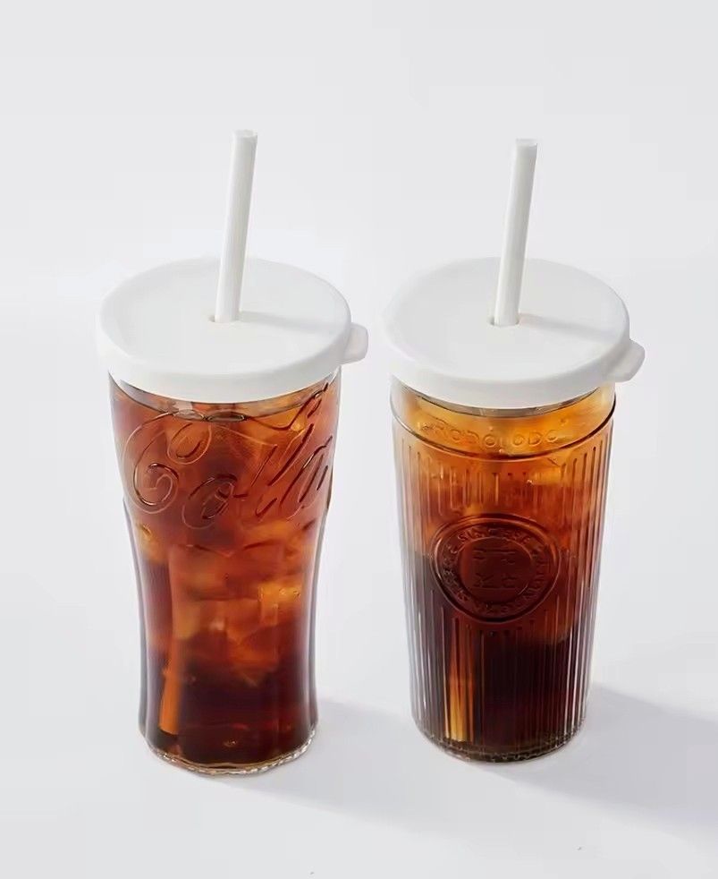 Meike Ced Drink Cup with Lid and Straw (Category: Water Bottles & Tumblers) located in Quezon City. Submitted by sirhc83 (Listing ID 1418277048, Image 2). Description: - Stylish drink cup with lid and straw - Made of soda-lime glass - Features an anti-slip design - Available in blue, yellow, white, and pink - Safe for cold drinks (-20 to 80°C).