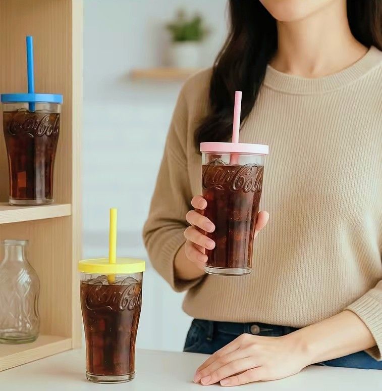 Meike Ced Drink Cup with Lid and Straw (Category: Water Bottles & Tumblers) located in Quezon City. Submitted by sirhc83 (Listing ID 1418277048, Image 1). Description: - Stylish drink cup with lid and straw - Made of soda-lime glass - Features an anti-slip design - Available in blue, yellow, white, and pink - Safe for cold drinks (-20 to 80°C).