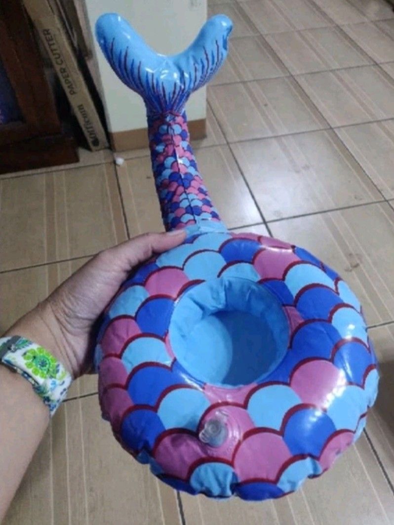Mermaid drinks floater bundle (5pcs) or per pc. (Category: Bathtub & Bath Accessories) located in Baguio. Submitted by toys_of_yesteryear (Listing ID 1418276944, Image 3). Description: 📌Loc. Baguio 📌Brand: None 📌Item: Inflatable mermaid drinks holder floater bundle (5pcs) - 250 1 pc - 70.00 📌Crossposted in other selling platforms 📌Condition: Used, Like New 📌Mop: Gcash 📌Mod: J&T shipping fee c/o buyer ----------------------- Note: 👉Photos 