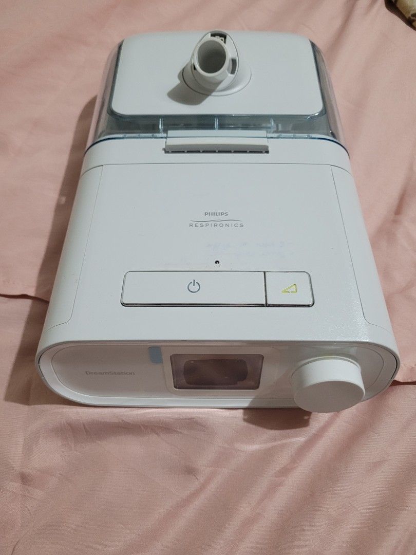 Philips Dreamstation (Category: Medical Supplies & Tools) located in Manila. Submitted by music_to_my_ears (Listing ID 1288702892, Image 1). Description: This is a model unit. Low hours. See pictures for reference. There are some yellowing on the hose but does not affect the usage/ function. Philips is one of the best CPAP brands and medical device manufacturer. Own this for half the price of a brand new. Only 70+/- hours. San ka pa. Buy with con