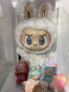 (Category: ) located in . Submitted by cuteclothesss (Listing ID 1418361167, Image 1). Description: .