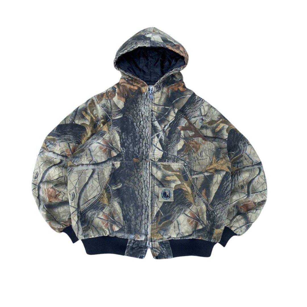 REAL TREE ACTIVE JACKET (Category: Coats, Jackets and Outerwear) located in Camiling. Submitted by digdrip (Listing ID 1418333955, Image 1). Description: Gunflint GJ5 Realtree Camou Active Jacket (CARHARTT ALT) 📌Dimes/size: W22 L25 📌Color rate: 9.5/10 📌Condition: 9.5/10 📌issue: ❌❌❌ .
