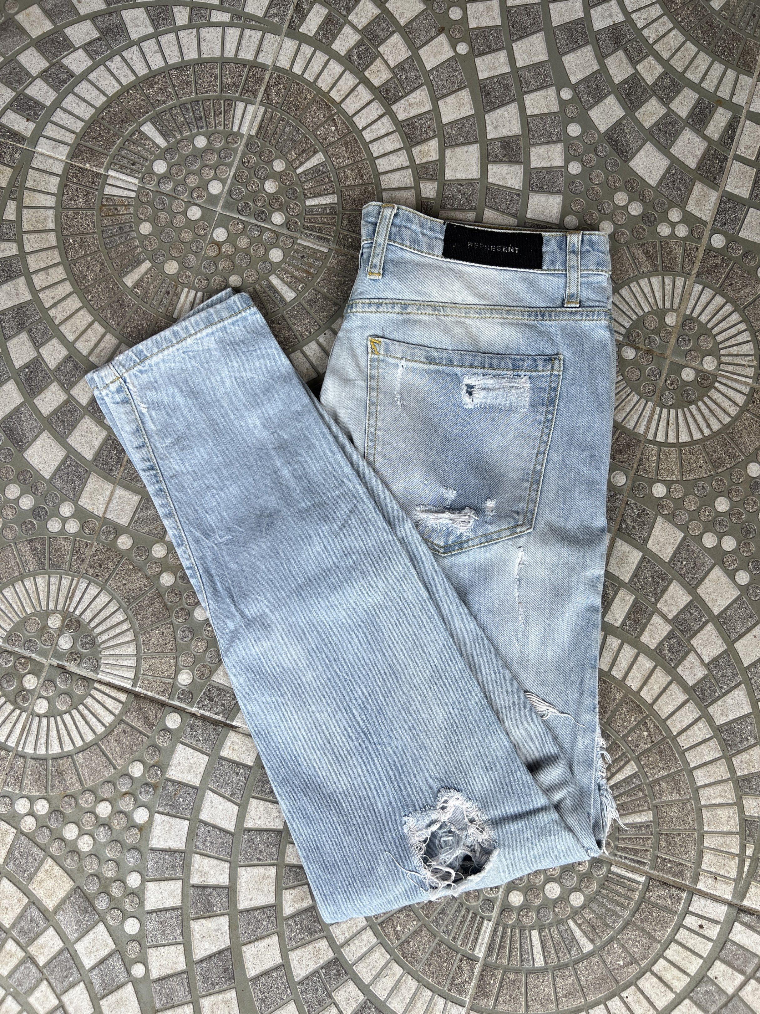REPRESENT ESSENTIAL JEANS DESTROY (Category: Jeans) located in Solano. Submitted by aljoners (Listing ID 1418352388, Image 1). Description: Size: 32 Length: 41 Leg opening: 5.5 Color rate: 10/10 Condition: 10/10 Issue/s: None “Color may vary due to lighting”.