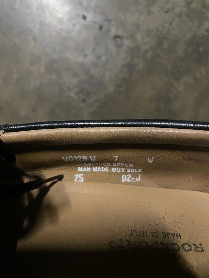 Rockport Leather Boat Shoes (Category: Casual Shoes) located in Pasig City. Submitted by jijithepusa (Listing ID 1418344668, Image 2). Description: - Rockport boat shoes - Size 7W - Made in Italy - Leather upper - Lace-up design.