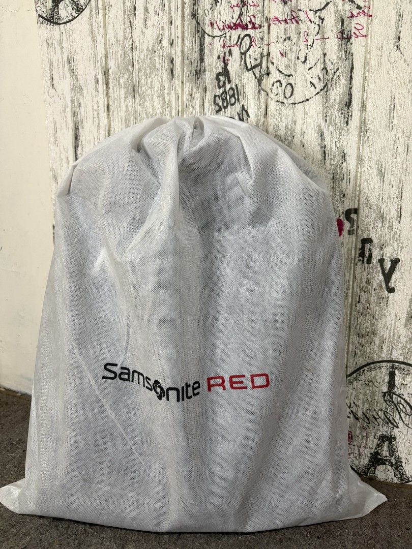 Samsonite Man Pharma Backpack (Category: Backpacks) located in Manila. Submitted by jzjapansurplus (Listing ID 1418281518, Image 2). Description: ORIGINAL SAMSONITE RED BRAND BACKPACK 🎯 FRONT ZIPPER POCKET 🎯 LIGHTWEIGHT 🎯 BACKPACK STRAP 🎯 DURABLE POLYESTER BODY 🎯 WIDE SPACE CAPACITY 🎯 MINIMAL BUT ELEGANT DESIGN NO ISSUE.. MINIMAL MARK OF USAGE‼️ .