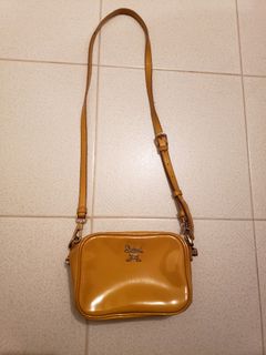 （分類：）位於 。 由 meeeeoooow 提交（商品編號 1418343322，圖片 1）。簡介： 。