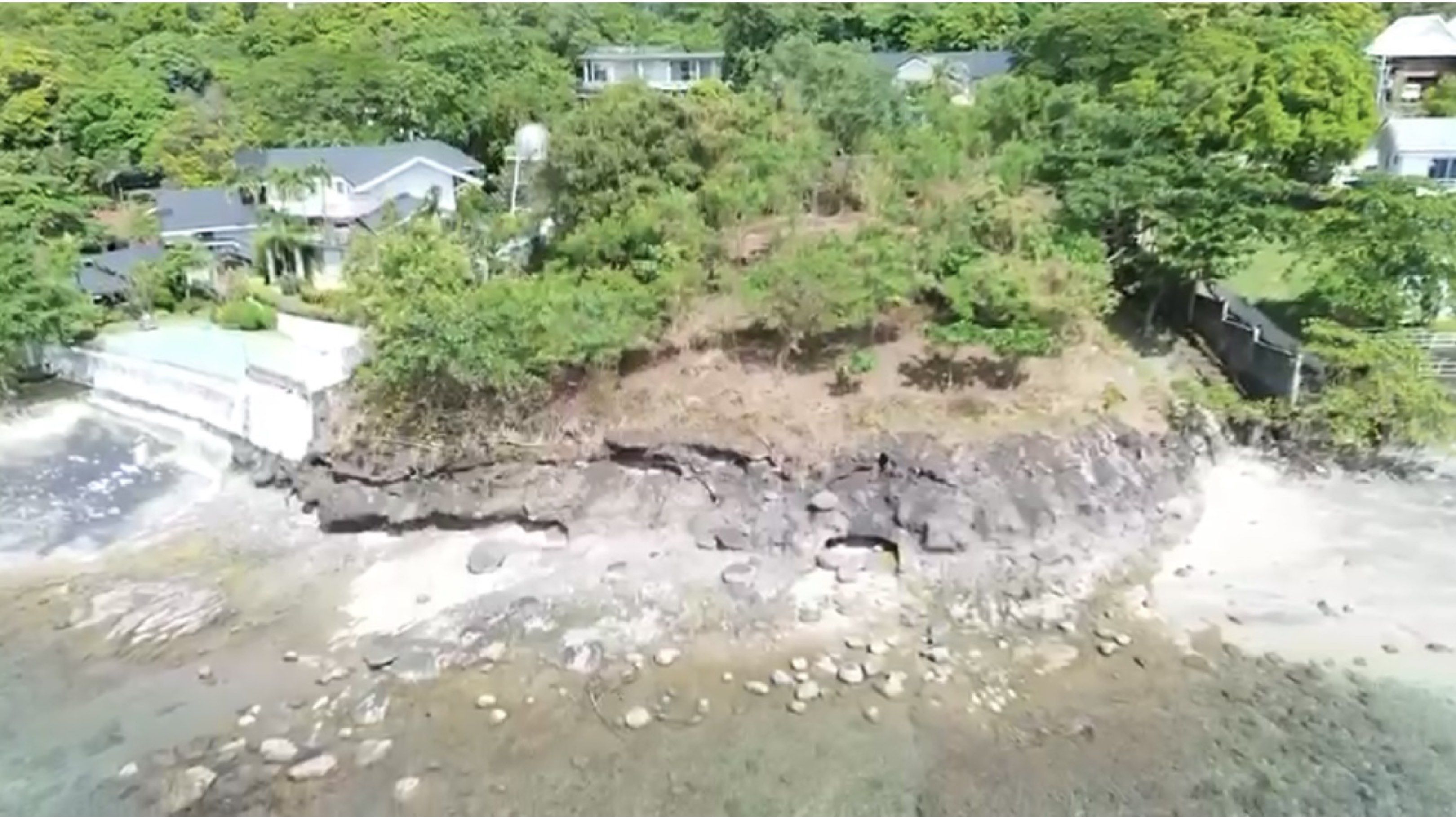 Tali Beach - last beachfront (Category: Lot) located in Taguig. Submitted by glenn.nitafan_09178225798 (Listing ID 1418215971, Image 3). Description: TALI beach Subdivision Barangay Balaytigue Nasugbu Batangas. Last beach front property with beach access 2283 sqm Lot only Php 80,000/sqm .
