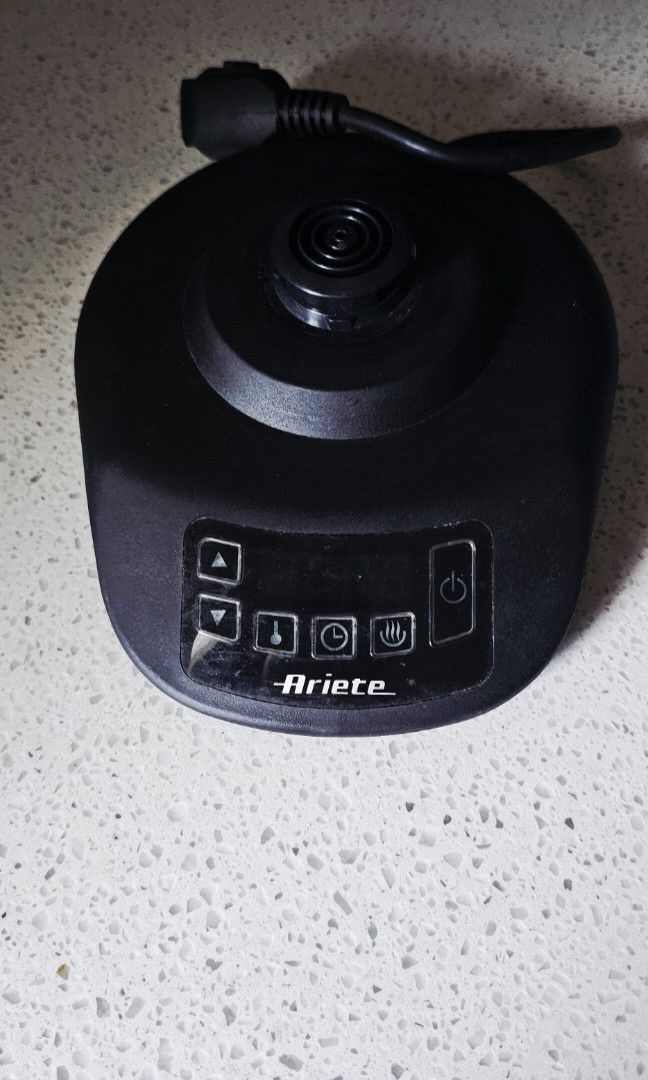 Tea Maker / Glass pot (Category: Coffee Machines & Makers) located in Cainta. Submitted by houseofseconds (Listing ID 1418225541, Image 2). Description: Ariete brand from Italy.Can be use as a Kettle and tea maker.No box.No cracks..in very good condition..Decluttering.