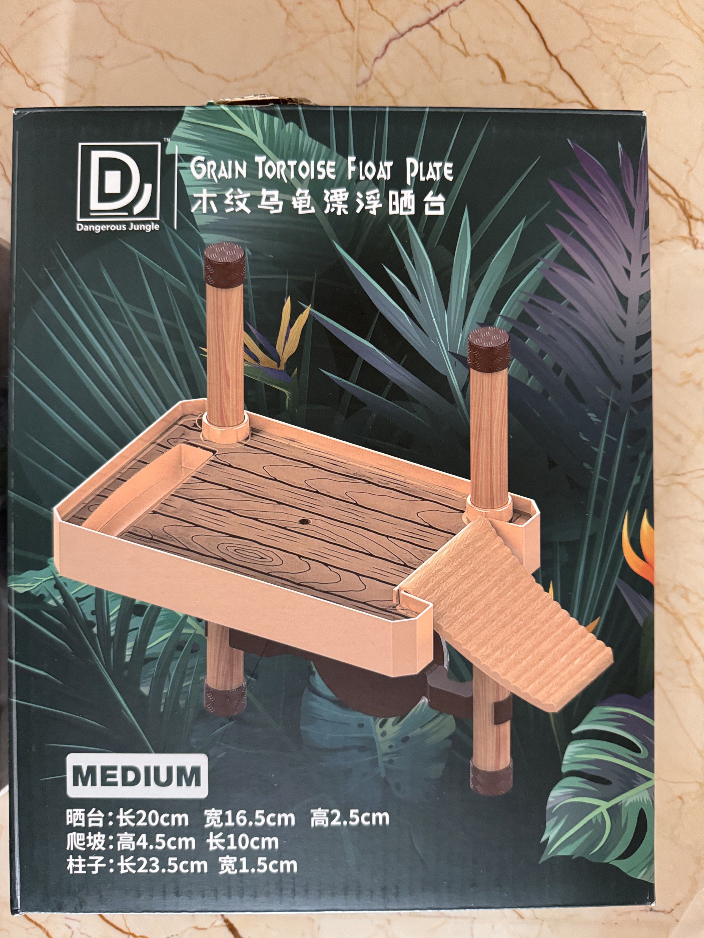 Turtle basking platform - Medium (Category: Homes & Other Pet Accessories) located in Singapore. Submitted by anchyk (Listing ID 1418243788, Image 1). Description: - used for one week only as too small for my turtle - adjustable height - Includes platform, ramp, and support poles - Provides a comfortable basking and resting area - Easy to assemble.