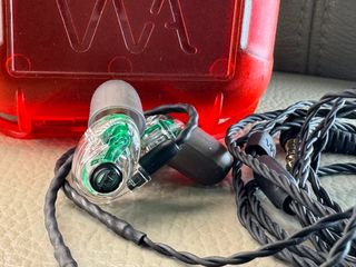（分類：）位於 。 由 musiclover2025 提交（商品編號 1418323364，圖片 1）。簡介： 。