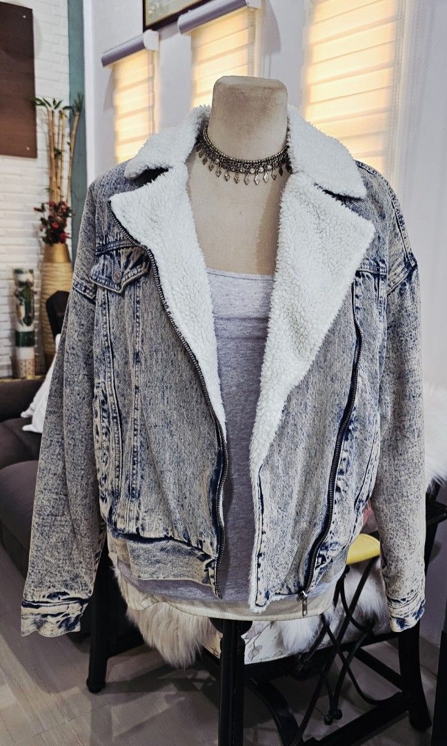 Wool denim jacket (Category: Coats, Jackets and Outerwear) located in Cainta. Submitted by houseofseconds (Listing ID 1418216236, Image 1). Description: with tag..decluttering..small in size..no issue.
