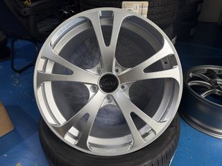 (Category: ) located in . Submitted by aws_tyre_rim (Listing ID 1310936083, Image 1). Description: .