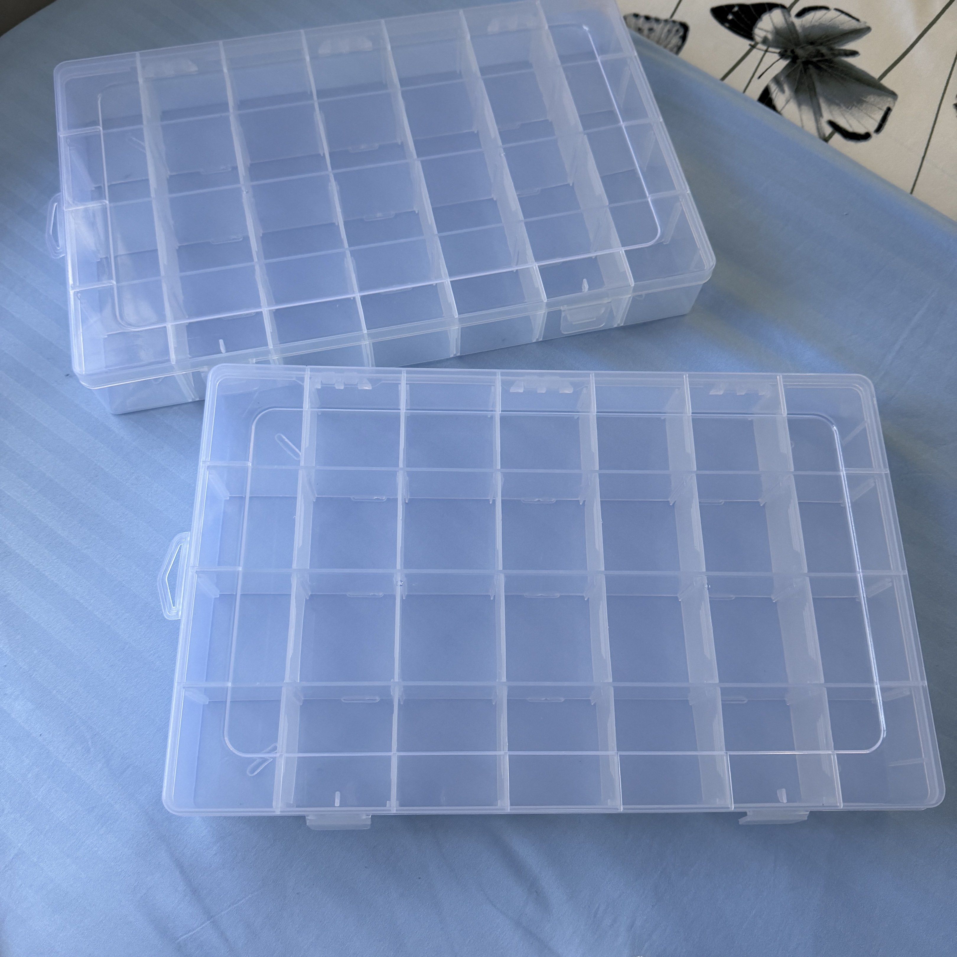 2 pcs Clear Plastic Compartment Storage Box (Category: Storage Boxes & Baskets) located in Caloocan City. Submitted by shoppingmi28011 (Listing ID 1418417461, Image 1). Description: - Clear compartment storage box - Multiple compartments for easy sorting - See contents at a glance - Secure closure - Ideal for beads, craft supplies, hardware, etc. - Approximately 14 inches long.