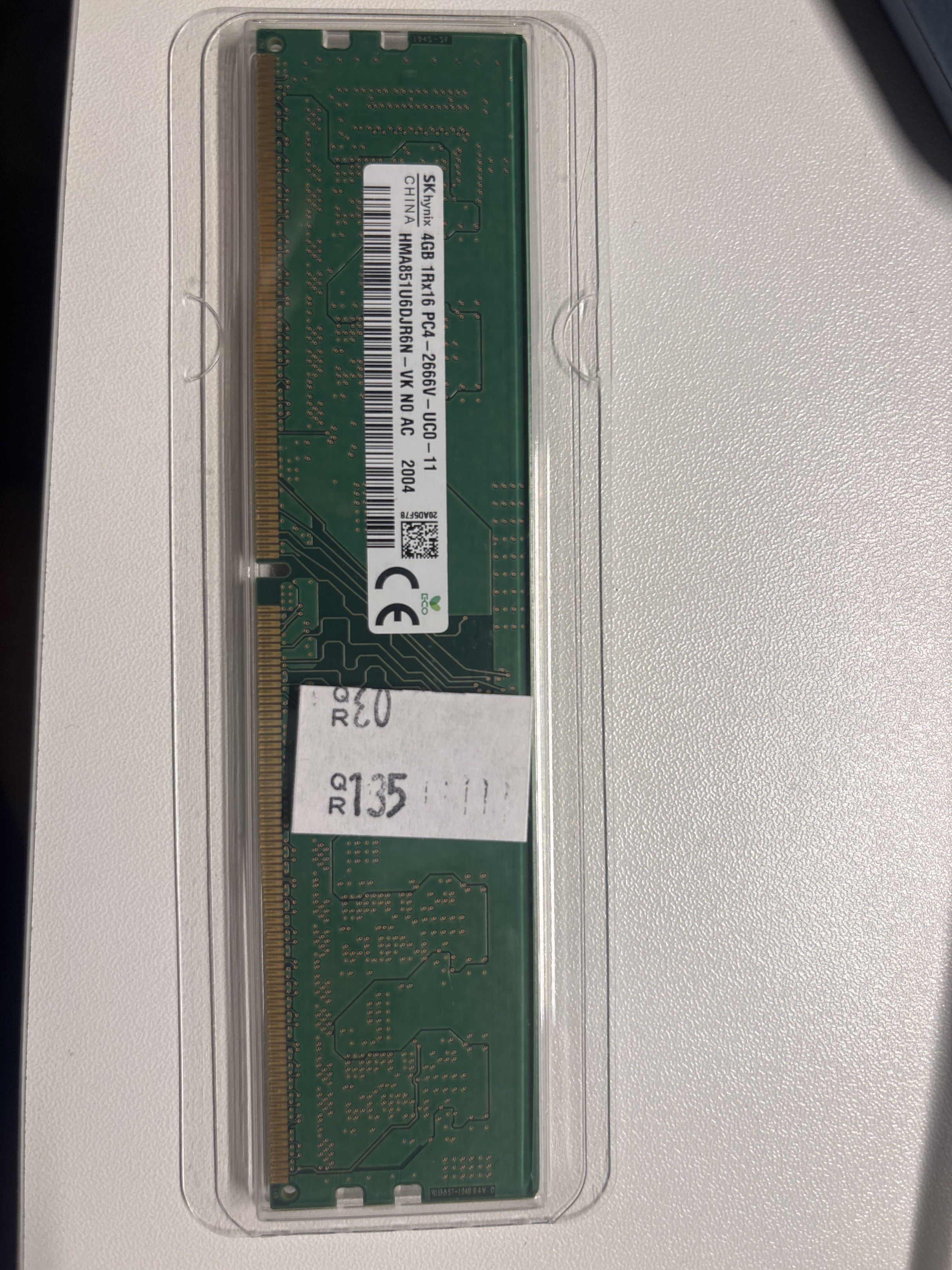 2pc 4GB RAM (Category: Desktops) located in Manila. Submitted by ralphbibera (Listing ID 1418524245, Image 3). Description: Samsung 4GB DDR4 3200MHz RAM SK hynix 4GB DDR4 2666MHz RAM.