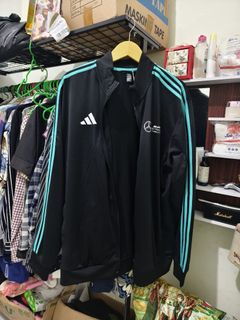 (Kategori: ) berada di . Dikirim oleh lavacollection (ID iklan 1418492150, Gambar 1). Deskripsi: .