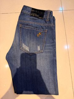 (Category: ) located in . Submitted by bape5786 (Listing ID 1418573863, Image 1). Description: .