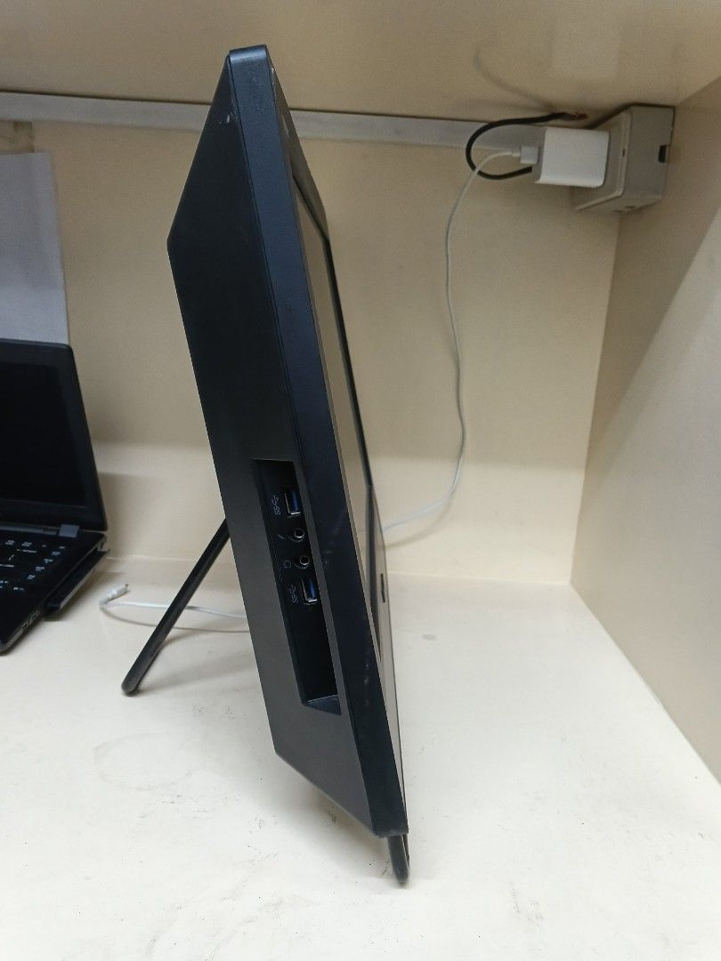 ALL IN ONE PC (Category: Desktops) located in Manila. Submitted by janna_a (Listing ID 1418483679, Image 2). Description: Core i3 4th Gen All in one PC LENOVO 8GB RAM 500GB HDD OS/Software not included 1 month warranty 8 units available by piece or by bulk order.
