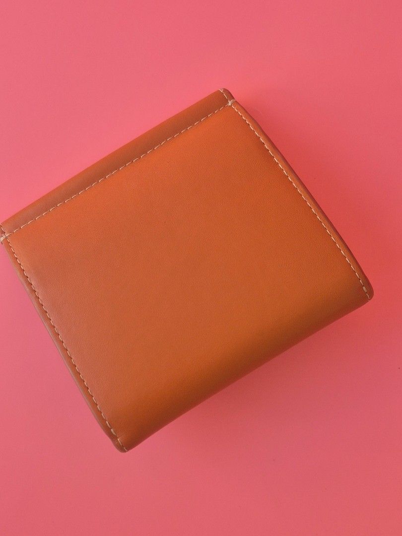 Authentic Polene Numero sept compact wallet (Category: Luxury Bags & Wallets) located in Manila. Submitted by _prettyquick (Listing ID 1418482567, Image 2). Description: preowned pls manage your expectations 100% authentic Follow us on instagram for more items @_prettyquick of Prettyquick luxury for FBPAGE with 12kfollowers.