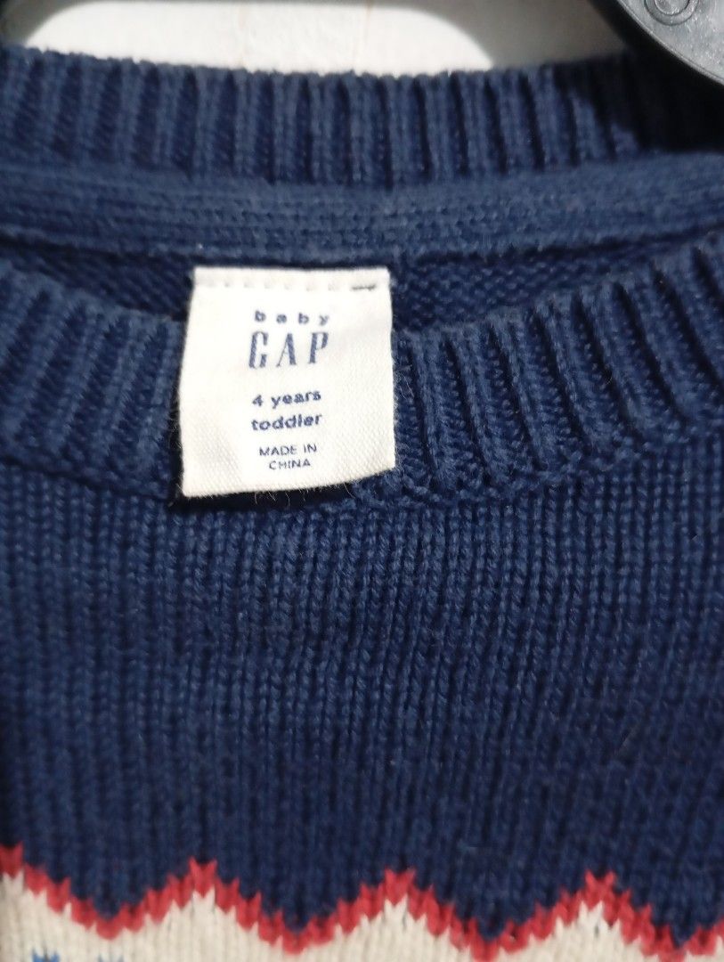Baby GAP Multicolor Toddler Sweater (Category: Babies & Kids Fashion) located in Muntinlupa City. Submitted by challasy (Listing ID 1418513012, Image 2). Description: -Baby GAP sweater for 4-year-old toddler - Navy blue base color - Features a colorful patterned design on the chest - Long sleeves - Crew neck sweater.