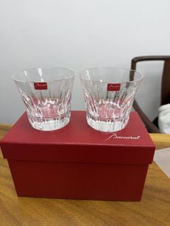 （分類：）位於 。 由 iliketobuyrandomshit 提交（商品編號 1418447249，圖片 1）。簡介： 。