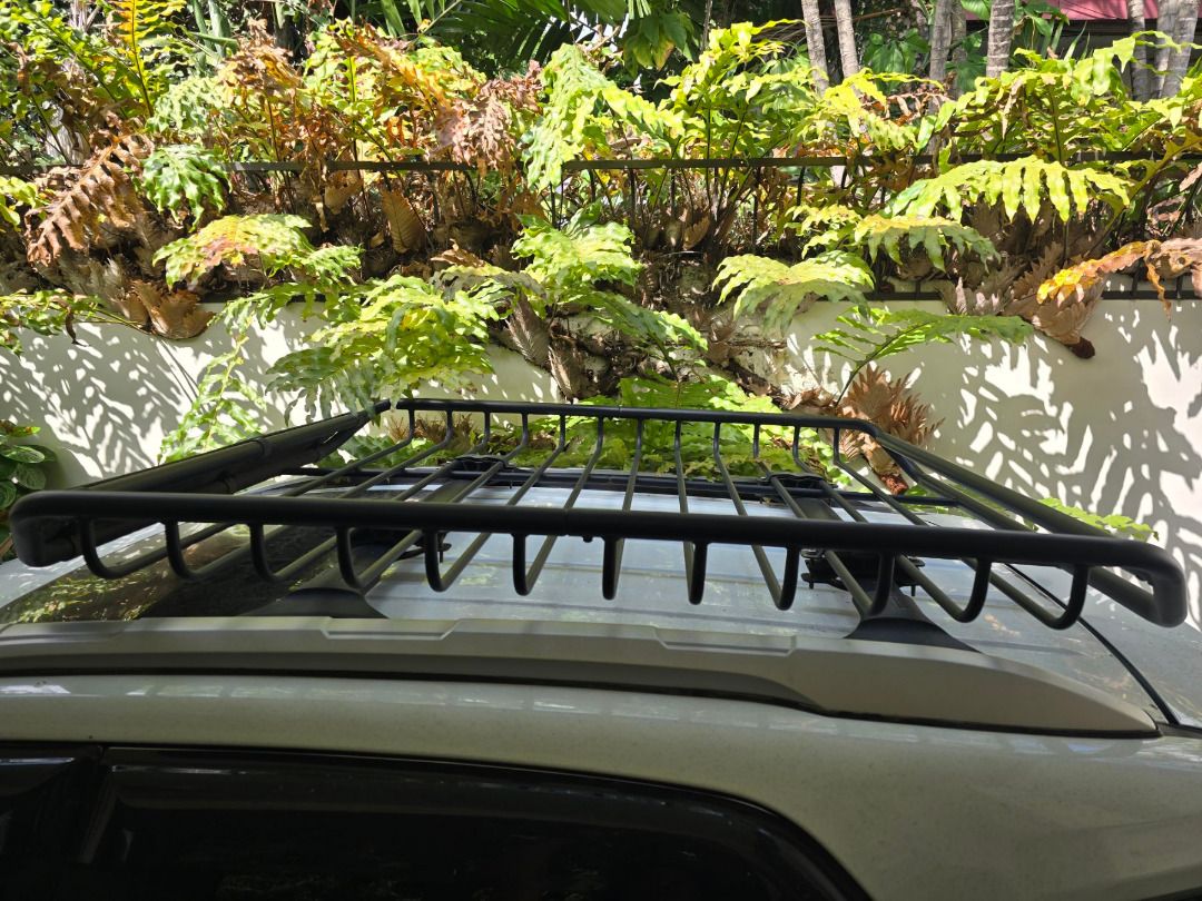 Bearack BN'B Rack Aerobasket with Bracket, No Crossbars, QC Location (Category: Everything Else Others) located in Quezon City. Submitted by gabs_a (Listing ID 1418465305, Image 3). Description: BEARACK Roof Carier Aerobasket Model R-1512A Aerodynamic fairing reduces wind noise Quick release clamp with locking bolts Fit cross bars up to 100mm in width and 40mm in height UV resistant powder coating finish Strong steel tubular construction Stretch 