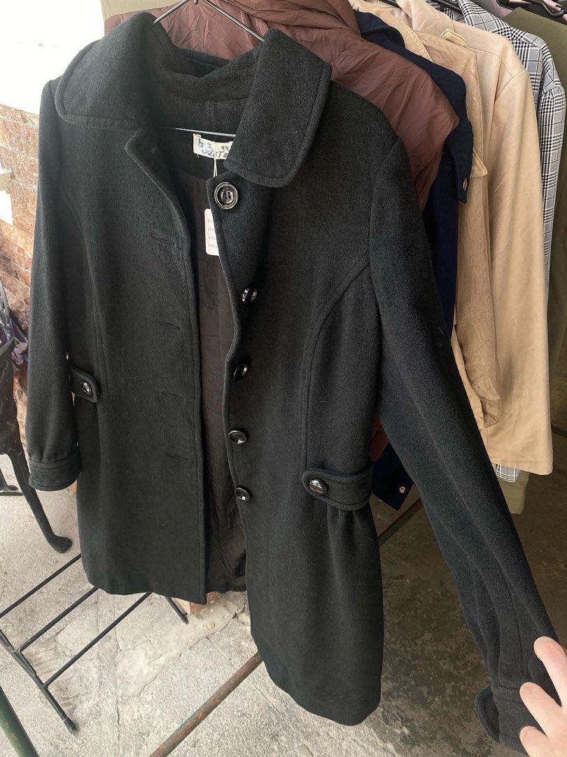 Black Short Coat for Women (Category: Coats, Jackets and Outerwear) located in Angeles City. Submitted by emlcena (Listing ID 1418406408, Image 1). Description: Size: S-M Good as new, used once Price: ₱300 + SF (nego) • Buyer will shoulder shipping fee. • No COD/COP. • Payment first before shipping. MOP: GCash / BDO / BPI MOD: LBC / J&T .