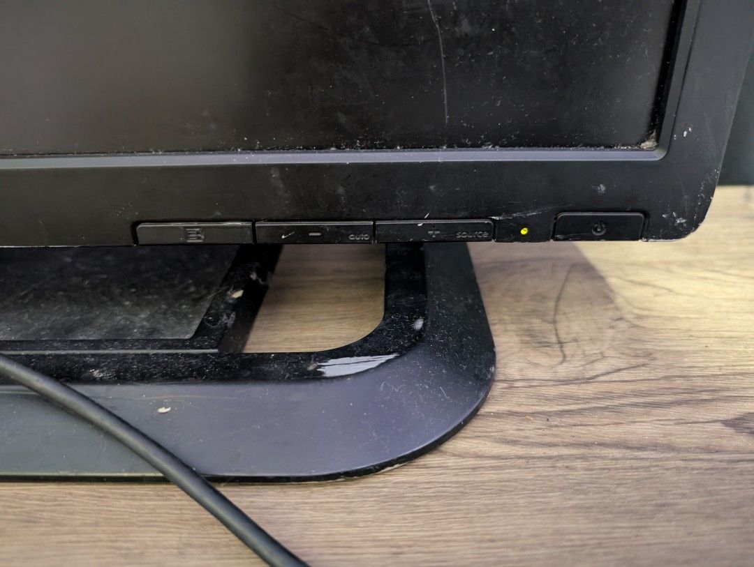 Broken Monitors - HP and Asus (Category: Monitor Screens) located in Imus. Submitted by prelovedcollectiveph (Listing ID 1418557390, Image 3). Description: Selling two broken monitors for P800. 1) Asus 23-inch wide display - it flickers. 2) HP 19-inch square display - won't turn on but has a working power light, Ideal for parts or repair and resale. Contact for more info. Inclusion: Power cords for both monitors. Location: Based in Imus, Cavite P