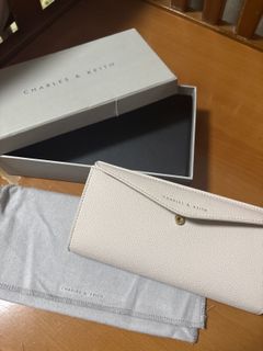 （分類：）位於 。 由 loraaaaaky 提交（商品編號 1418560353，圖片 1）。簡介： 。