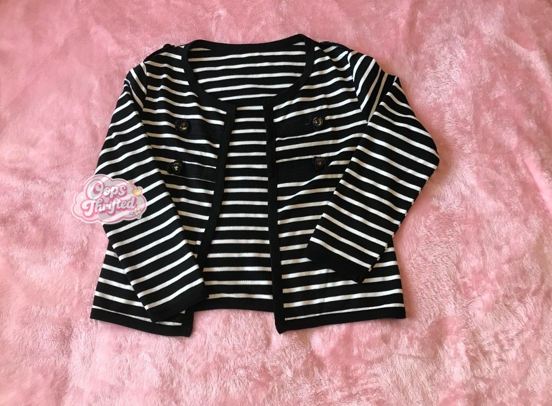 Classic Soft Cardigan (Category: Coats, Jackets and Outerwear) located in Cebu City. Submitted by alwayssecondoption (Listing ID 1418466504, Image 1). Description: Pre-owned item from my personal wardrobe (not thrifted/ukay). Well taken care of, in good condition. RFS: Decluttering.