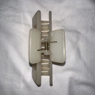 (Category: ) located in . Submitted by thriftchi (Listing ID 1418533649, Image 1). Description: .
