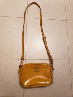 （分類：）位於 。 由 quicklion-c22685 提交（商品編號 1418565501，圖片 1）。簡介： 。