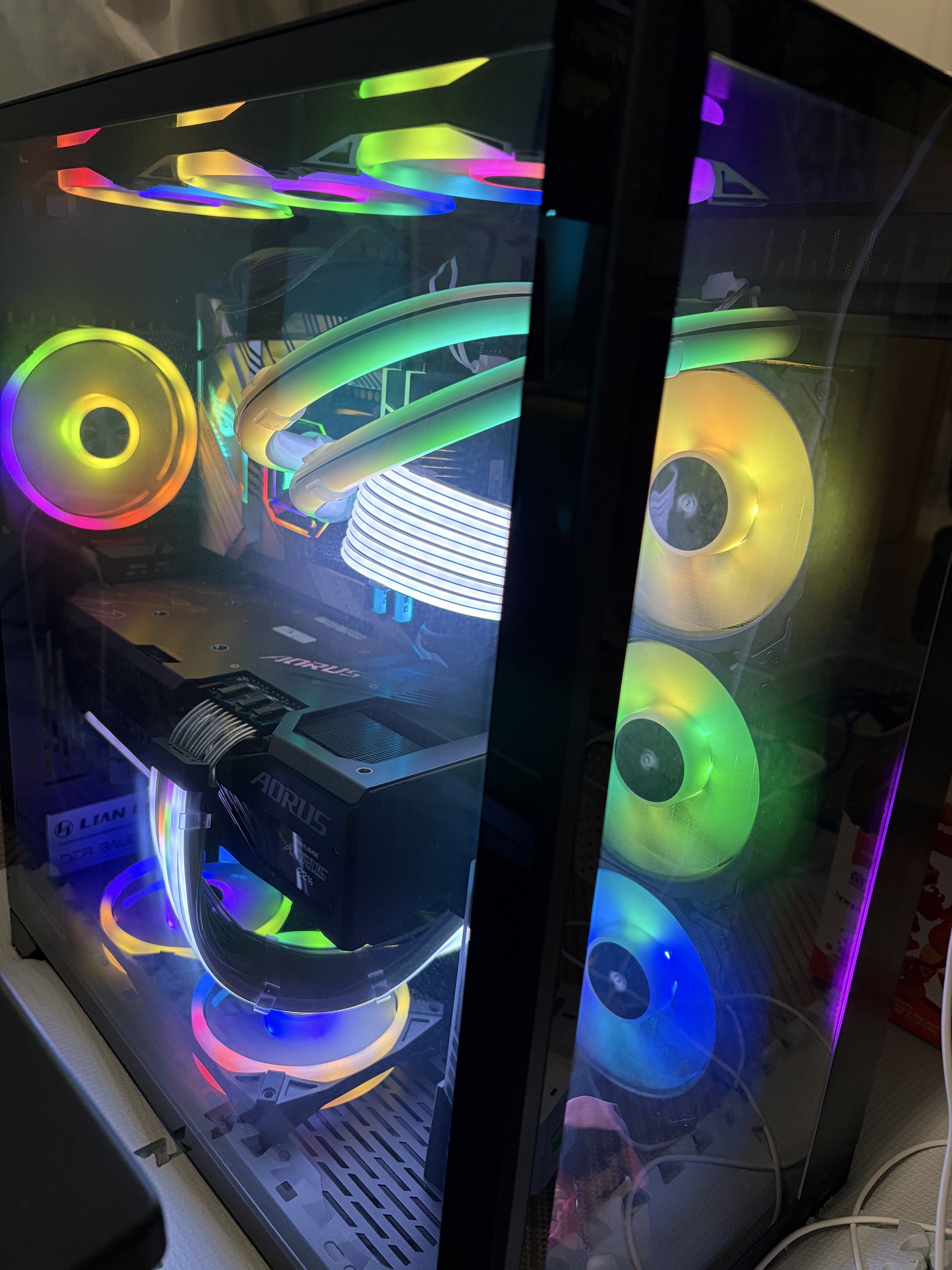 Full set Custom Gaming PC with RGB Lighting65605539817729110