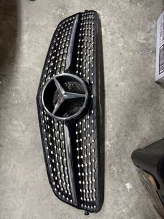 (Category: ) located in . Submitted by usedcarparts (Listing ID 1418588792, Image 1). Description: .
